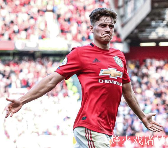 利兹联官方：球队与前锋丹尼尔·詹姆斯续约4年