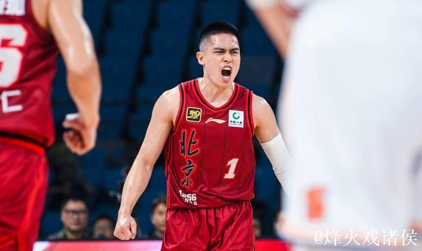 陈盈骏发威+集体三分雨 北汽男篮大胜新疆男篮取得两连胜